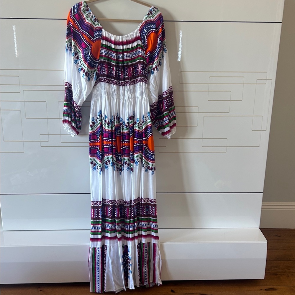 Bohemian Maxi Dress with Colorful Patterns